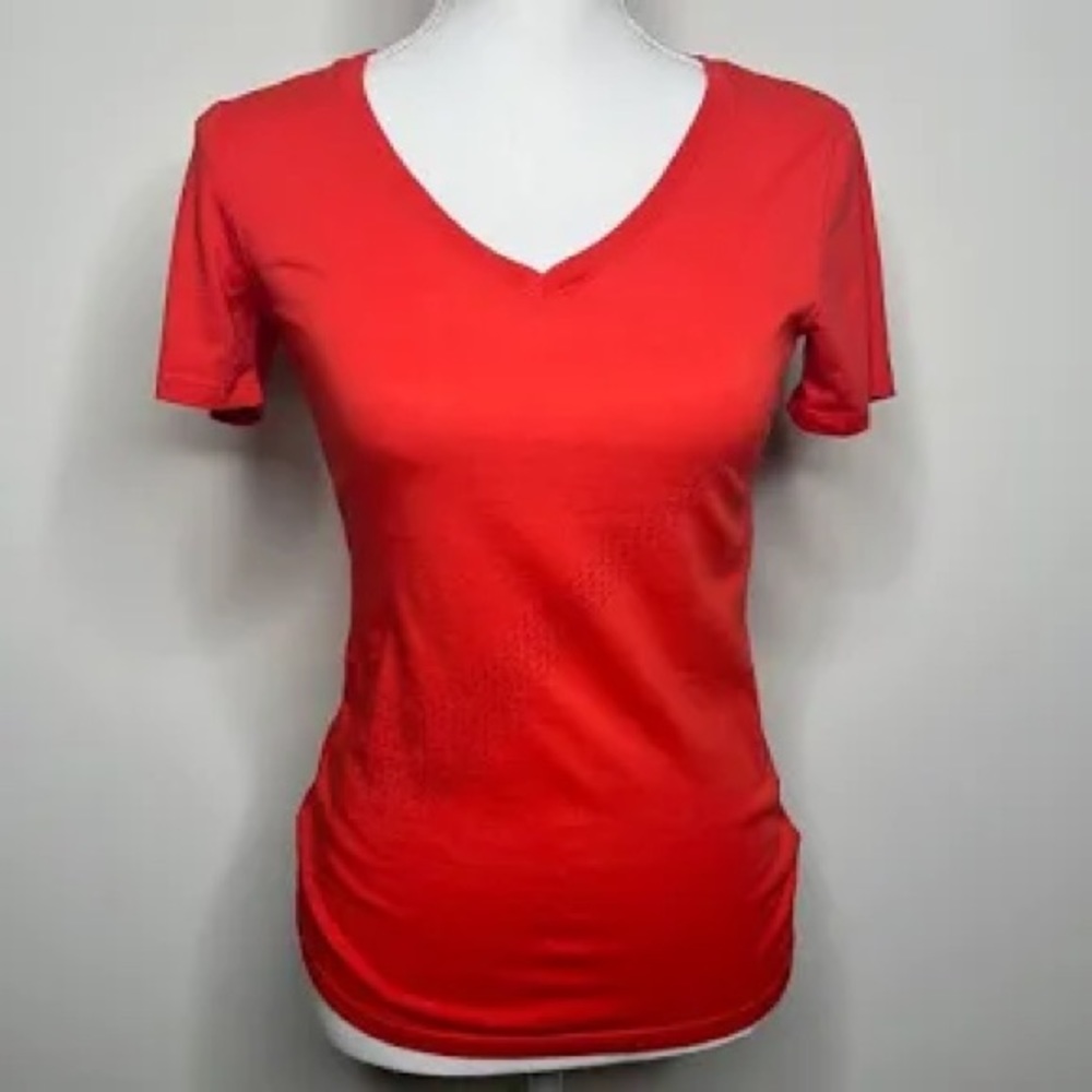 Nike MEDIUM women athletic cut dri fit The Nike Tee tomato red v neck shirt EUC
